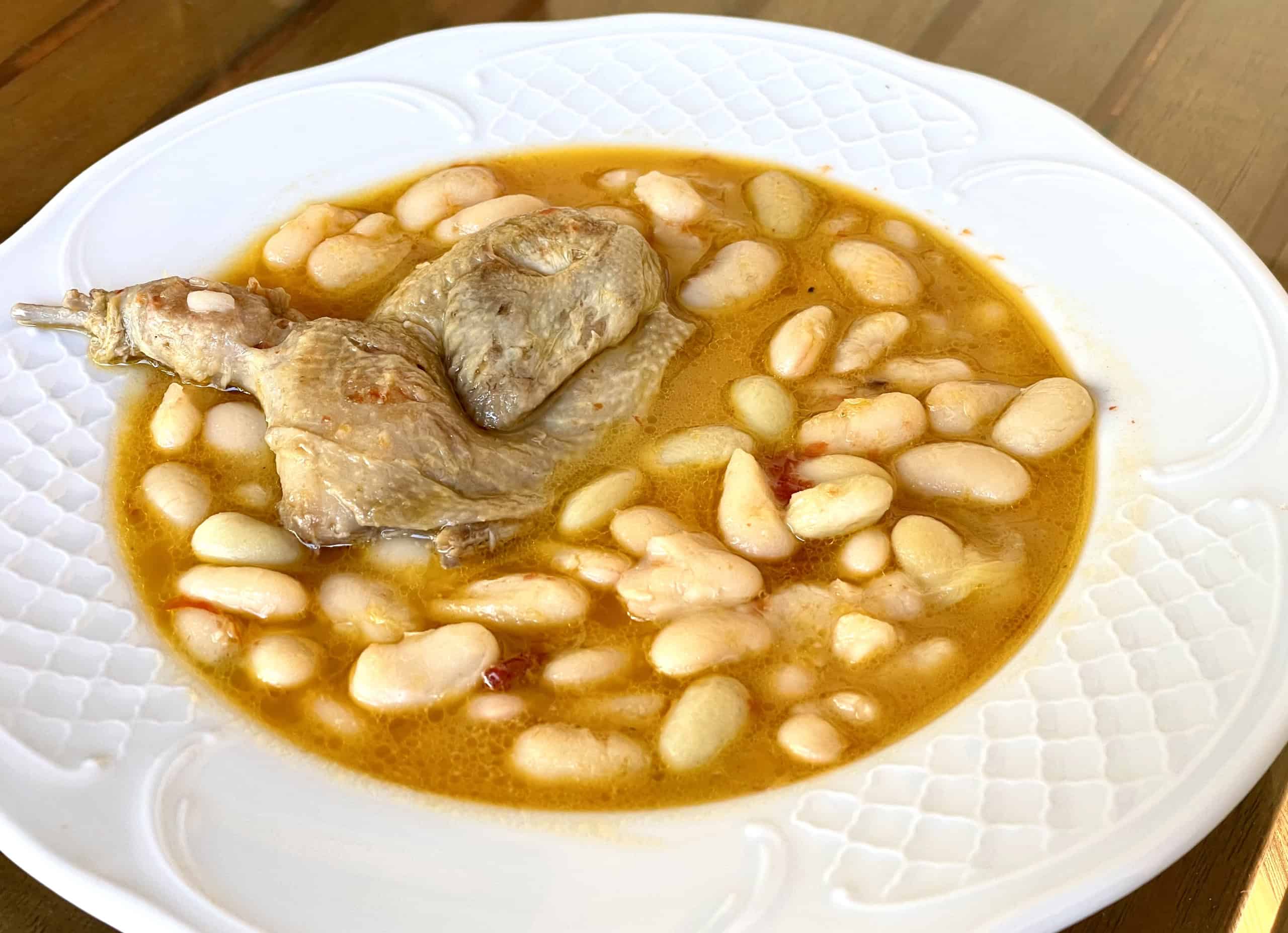 Alubias Pochas con codornizes para maridaje con Garnacha en Tinaja